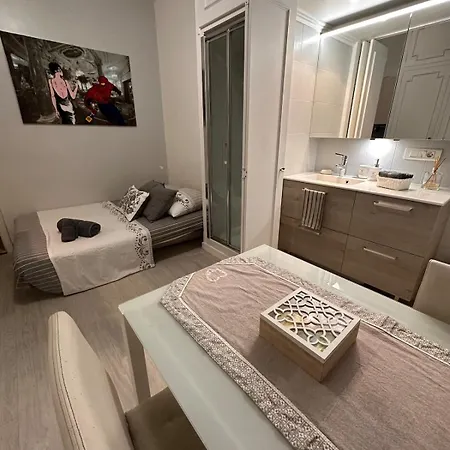 Apartman Cosy & Modern, Hyper Center Mc *